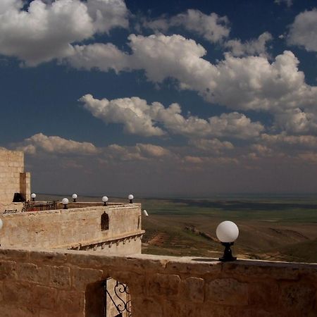 Kasr-I Abbas Hotel Mardin Exterior photo