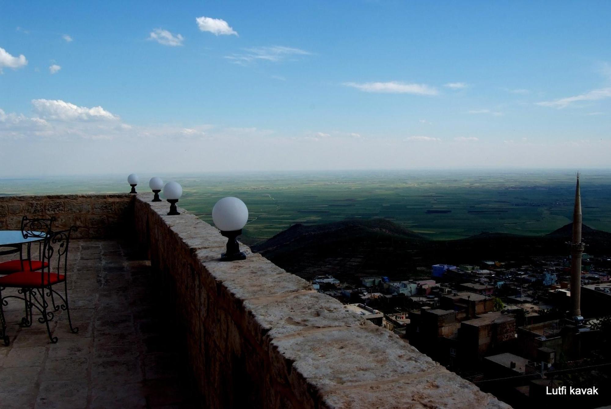 Kasr-I Abbas Hotel Mardin Exterior photo